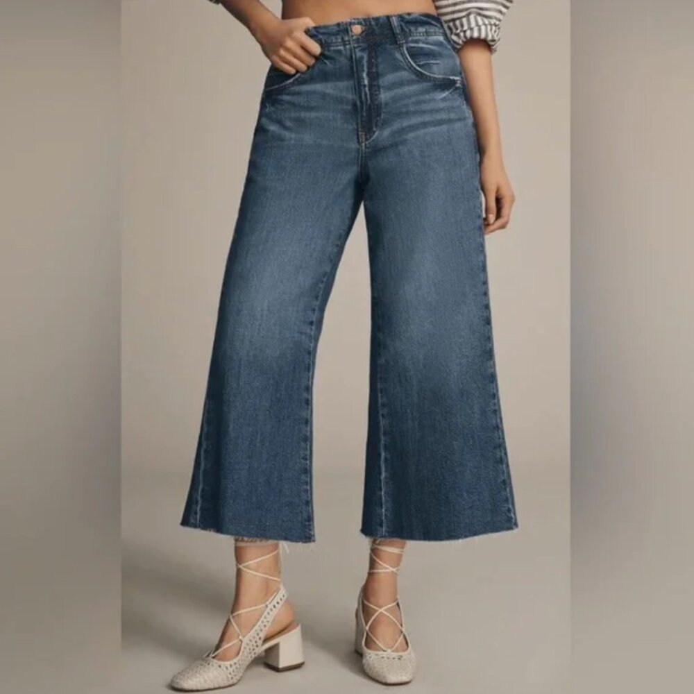 Anthropologie Pilcro The Adi Crop Mid-Rise Flare Jeans
